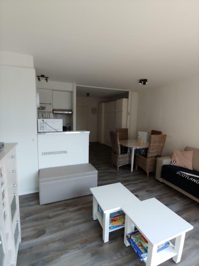 Studio Center Of Ostend W/Parking & South Terrace Appartement Buitenkant foto